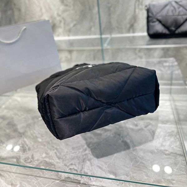 designer luxury women the tote bag fashion versatile handbags shoulder crossbody bags purse telfars totes large capacity saddle wallets 7a a
designer luxury women the tote bag fashion versatile handbags shoulder crossbody bags purse telfars totes large capacity saddle wallets 7a a