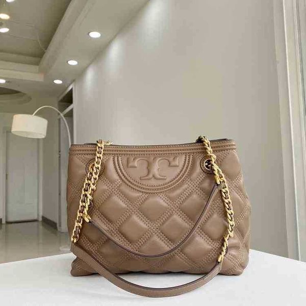 bags luxury torys designer handbags chain sheepskin lingge portable single shoulder messenger bag fashion leather women's korean trend
bags luxury torys designer handbags chain sheepskin lingge portable single shoulder messenger bag fashion leather women's korean trend