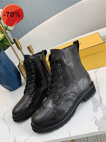 luxury designer signature black leather biker boots plain leather boots with original box
luxury designer signature black leather biker boots plain leather boots with original box