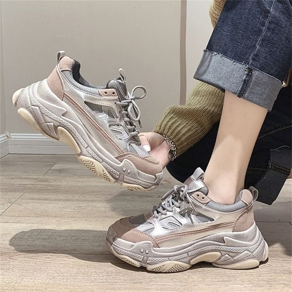 brand desiger women shoes autumn thick sole womens chunky sneakers ugly dirty shoes fashion reflective girls sport shoes 220623, Black
brand desiger women shoes autumn thick sole womens chunky sneakers ugly dirty shoes fashion reflective girls sport shoes 220623, Black