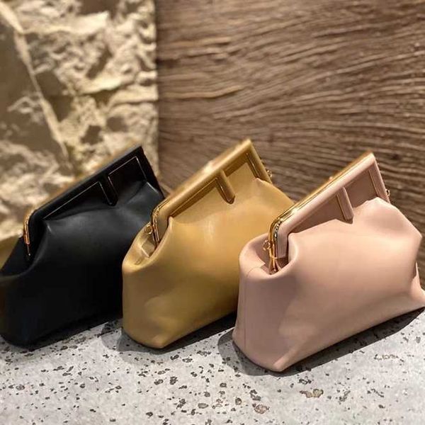 designer first handbags and winter new metal bonded large ff single shoulder messenger sheepskin womens leather
designer first handbags and winter new metal bonded large ff single shoulder messenger sheepskin womens leather
