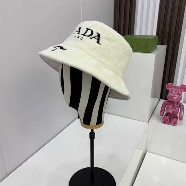 ball caps prads designer fashion brand luxury fisherman hat style couple basin hat trendy cap, Blue;gray
ball caps prads designer fashion brand luxury fisherman hat style couple basin hat trendy cap, Blue;gray