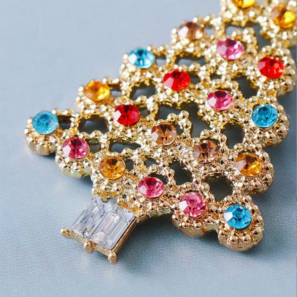 2022 chandelier niche design europe and the united states new creative christmas gifts halloween diamond-studded christmas tree alloy earrin, Silver
2022 chandelier niche design europe and the united states new creative christmas gifts halloween diamond-studded christmas tree alloy earrin, Silver
