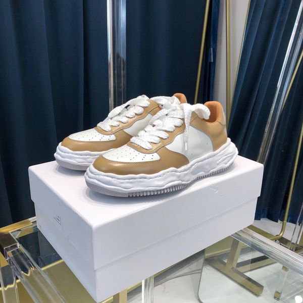 shoes designer version pure handmade 2022ss new color matching my mihara k yu n ke airlink brown casual sneakers, Black
shoes designer version pure handmade 2022ss new color matching my mihara k yu n ke airlink brown casual sneakers, Black