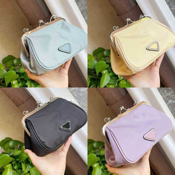 shopping bags clip shoulders bags women luxury dinner cloud shape handbag elegant clutch pouch crossbody tote 220527
shopping bags clip shoulders bags women luxury dinner cloud shape handbag elegant clutch pouch crossbody tote 220527