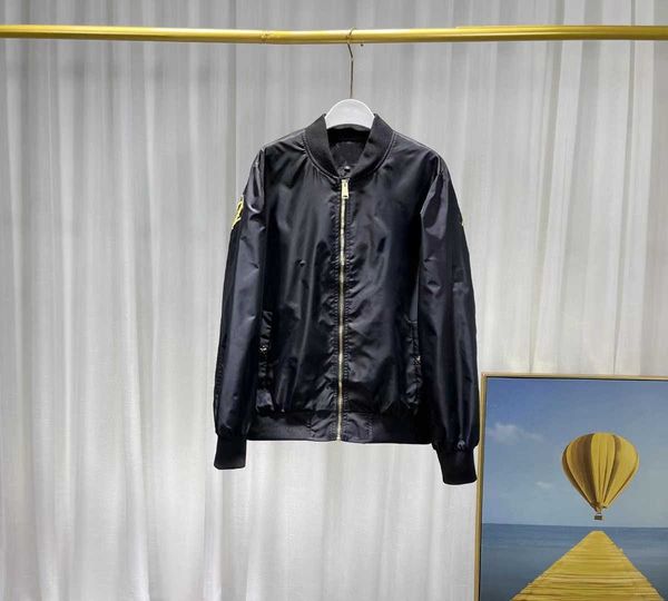 men's jackets 22 autumn new style embroidery on the chest small back letter wing couple casual fashion baseball jacket, Black;brown
men's jackets 22 autumn new style embroidery on the chest small back letter wing couple casual fashion baseball jacket, Black;brown