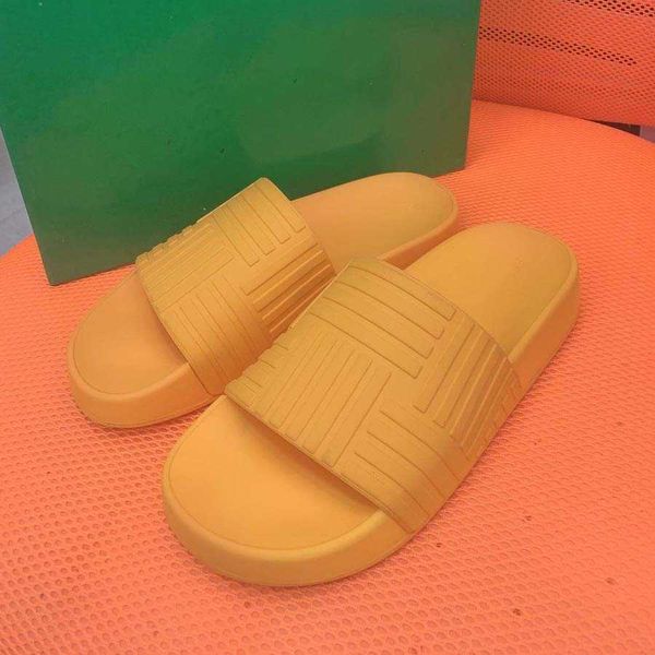2022 summer slippers slides women wear flat plateaued fashion casual beach flip-flops 03, Black
2022 summer slippers slides women wear flat plateaued fashion casual beach flip-flops 03, Black