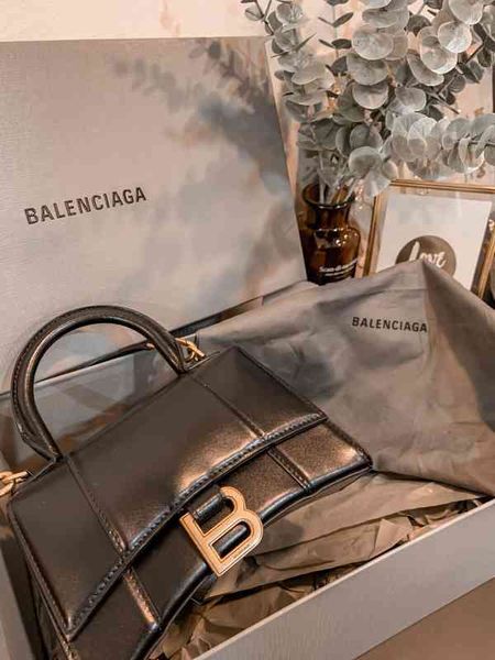 hourglass bags designer balencigas handbags xs bag slip leather crocodile one shoulder bag
hourglass bags designer balencigas handbags xs bag slip leather crocodile one shoulder bag
