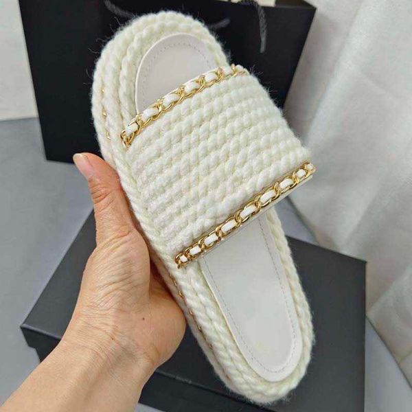 luxury brand sandals designer slippers slides floral brocade genuine leather flip flops women shoes sandal 31, Black
luxury brand sandals designer slippers slides floral brocade genuine leather flip flops women shoes sandal 31, Black