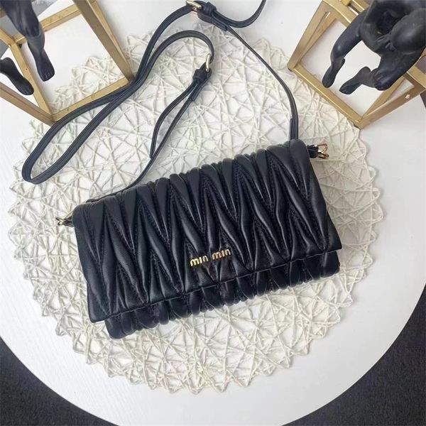 fold one-shoulder cross-body bag 2023 new style all-in-one leather bag designer simple bag miao
fold one-shoulder cross-body bag 2023 new style all-in-one leather bag designer simple bag miao