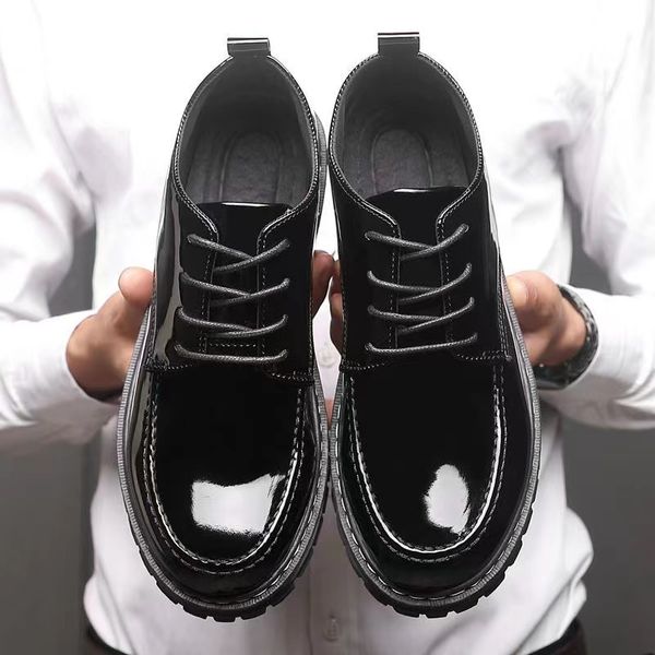 men's shoe increased business leather shoes korean version trend of non-slip leisure small black shoes work66666666777
men's shoe increased business leather shoes korean version trend of non-slip leisure small black shoes work66666666777