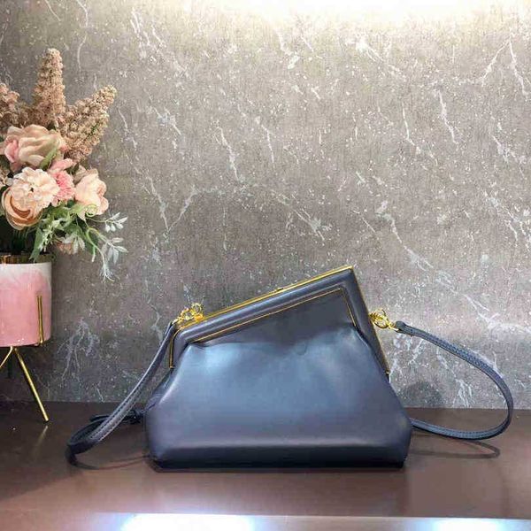 designer first handbags bag wholesale dinner bag lady messenger bags leather retro urban style yz6a mbuf bb
designer first handbags bag wholesale dinner bag lady messenger bags leather retro urban style yz6a mbuf bb