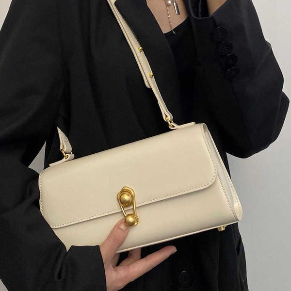 raffi justin's same style planet french stick bag one shoulder underarm oblique cross small design versatile, Silver
raffi justin's same style planet french stick bag one shoulder underarm oblique cross small design versatile, Silver