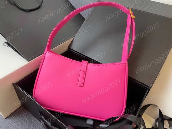 evening bag 5a hand brand new crocodile leather shoulders hands cross heart-shaped decorative tarpaulin real l857
evening bag 5a hand brand new crocodile leather shoulders hands cross heart-shaped decorative tarpaulin real l857