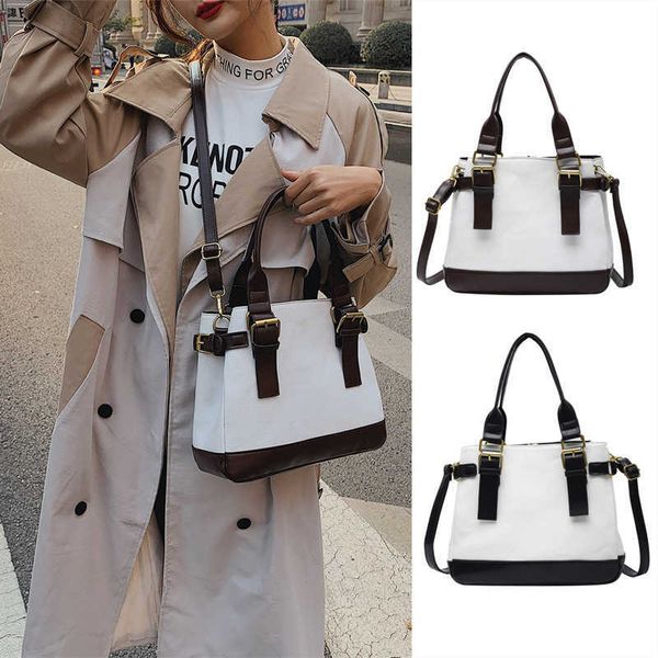 four season bag handheld one shoulder oblique straddle pu korean version travel leisure and working people, Silver
four season bag handheld one shoulder oblique straddle pu korean version travel leisure and working people, Silver