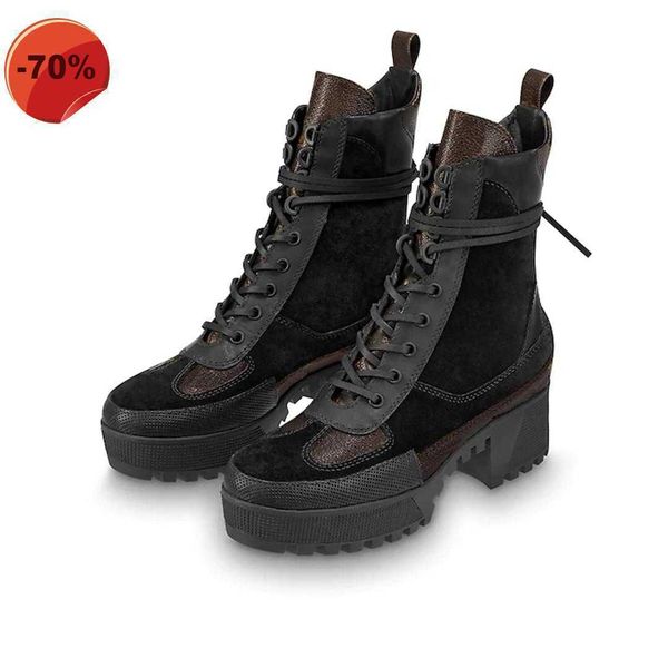 luxury laureate platform desert boots 1a41qd 1a43lp black heart boot overcloud high flat booties brand martin shoes with box
luxury laureate platform desert boots 1a41qd 1a43lp black heart boot overcloud high flat booties brand martin shoes with box