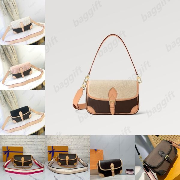 vintage diane bb bag women shoulder tote winter fw23 shearling fleece fur cover flap ski cozygram capsule design crossbody hobo monograms ha
vintage diane bb bag women shoulder tote winter fw23 shearling fleece fur cover flap ski cozygram capsule design crossbody hobo monograms ha
