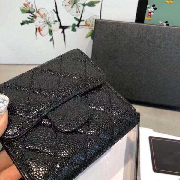 luxury 2022 fashion card holder classic ladies diamond wallet short black premium leather money clips feel metal buckle case, Brown;gray
luxury 2022 fashion card holder classic ladies diamond wallet short black premium leather money clips feel metal buckle case, Brown;gray