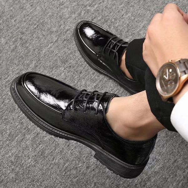 men's shoe increased business leather shoes korean version trend of non-slip leisure small black shoes work666666888
men's shoe increased business leather shoes korean version trend of non-slip leisure small black shoes work666666888