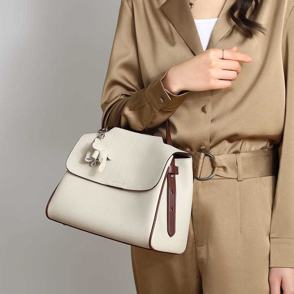 bags bag luxury women cowhide genuine leather handbags 2022 fashion large capacity designer lady shoulder bags
bags bag luxury women cowhide genuine leather handbags 2022 fashion large capacity designer lady shoulder bags