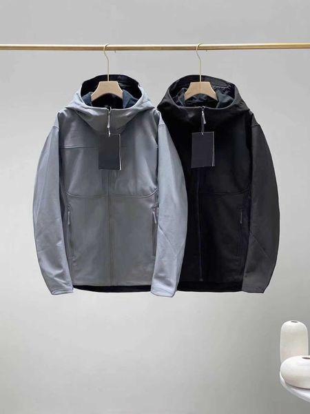 men's jackets men's hooded jacket autumn and winter 2022 new soft shell jacket casual outdoor breathable thin coat, Black;brown
men's jackets men's hooded jacket autumn and winter 2022 new soft shell jacket casual outdoor breathable thin coat, Black;brown