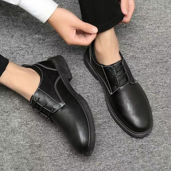 men's shoe increased business leather shoes korean version trend of non-slip leisure small black shoes work66666777888
men's shoe increased business leather shoes korean version trend of non-slip leisure small black shoes work66666777888