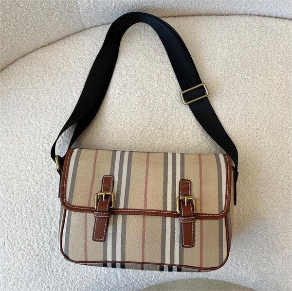 messenger clutch bag shoulder bags handbag designers wallet metallic crossbody purse letter ladies postman bag tote one handle women luxury
messenger clutch bag shoulder bags handbag designers wallet metallic crossbody purse letter ladies postman bag tote one handle women luxury