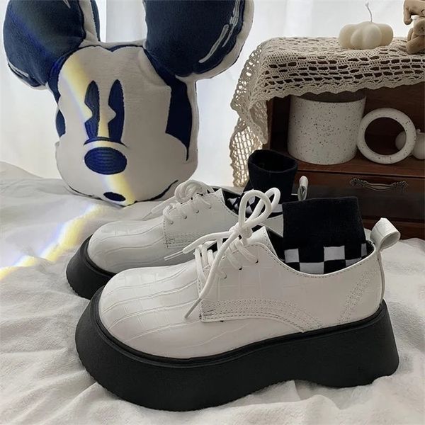 sepatu wedges punk demonia chunky pola buaya goth wanita platform ujung bundar kulit paten berenda lolita mary jane flat 220614, Black
sepatu wedges punk demonia chunky pola buaya goth wanita platform ujung bundar kulit paten berenda lolita mary jane flat 220614, Black
