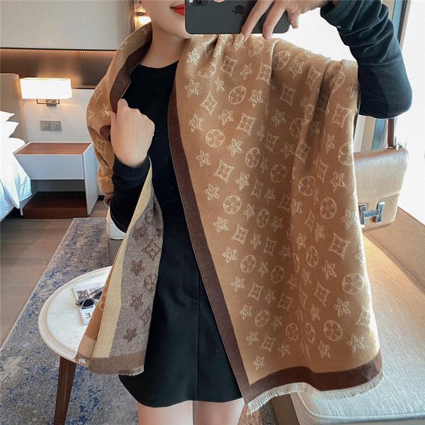 22ss women designer scarf autumn winter wool cotton warm star pattern scarves, Blue;gray
22ss women designer scarf autumn winter wool cotton warm star pattern scarves, Blue;gray