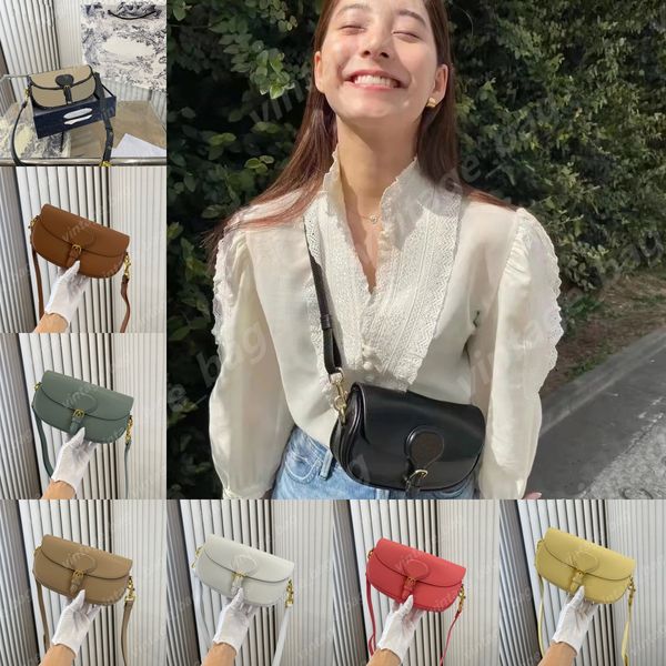 luxury bobby east-west saddles bags women underarm design oblique handbags leather vintage purse cross body shoulder totes metallic d logos
luxury bobby east-west saddles bags women underarm design oblique handbags leather vintage purse cross body shoulder totes metallic d logos