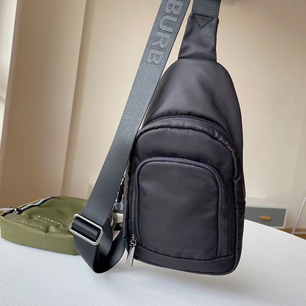 designer bags men's crossbody men casual sporty shoulder bags male chest pack waist bag luxury messenger fashion handbag canvas
designer bags men's crossbody men casual sporty shoulder bags male chest pack waist bag luxury messenger fashion handbag canvas