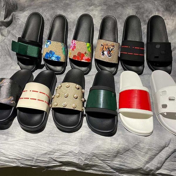 24 hours send woman slipper fashion lady sandals beach thick bottom sell well slippers platform alphabet rubber high heel slides, Black
24 hours send woman slipper fashion lady sandals beach thick bottom sell well slippers platform alphabet rubber high heel slides, Black