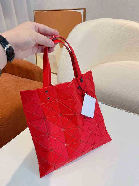 evening bag tote bags women geometry folding shopping handbag bucket luxury ladies messenger wallets crossbody female purses 220412
evening bag tote bags women geometry folding shopping handbag bucket luxury ladies messenger wallets crossbody female purses 220412