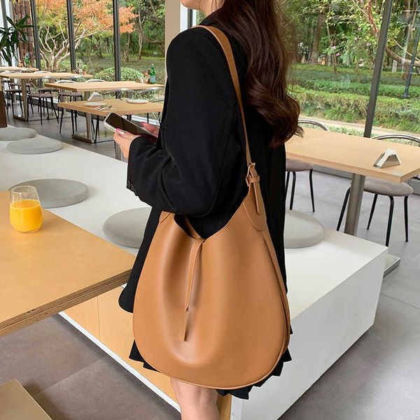 large capacity tote bag korean fashion casual girl shoulder autumn texture commuter, Silver
large capacity tote bag korean fashion casual girl shoulder autumn texture commuter, Silver