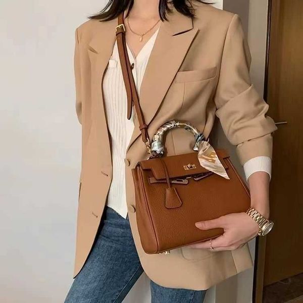 luxury famous women's shoulder bags fashion cosmetic bag totes crocodile h home handbags designed by famous designer cross body purses
luxury famous women's shoulder bags fashion cosmetic bag totes crocodile h home handbags designed by famous designer cross body purses