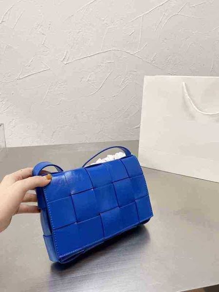 shoulder bag handbag classic braided crossbody leather tofu messenger popular high capacity fashion designer lady wallet 1212
shoulder bag handbag classic braided crossbody leather tofu messenger popular high capacity fashion designer lady wallet 1212