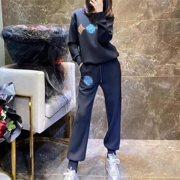 women's two piece pants casual sportswear suit autumn and winter korean version of the large size fashion temperament plus velvet embro, White
women's two piece pants casual sportswear suit autumn and winter korean version of the large size fashion temperament plus velvet embro, White