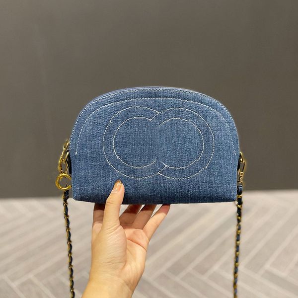 designer channelity bags for women black handbag leather chain slant shoulder clutch totes bag cc double letters solid hasp waist square str
designer channelity bags for women black handbag leather chain slant shoulder clutch totes bag cc double letters solid hasp waist square str