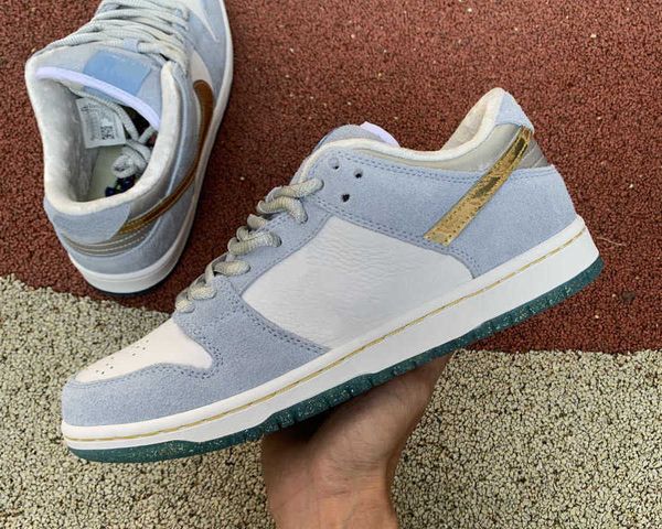 shoes sean cliver x dk low holiday special light blue white metallic gold runner
shoes sean cliver x dk low holiday special light blue white metallic gold runner