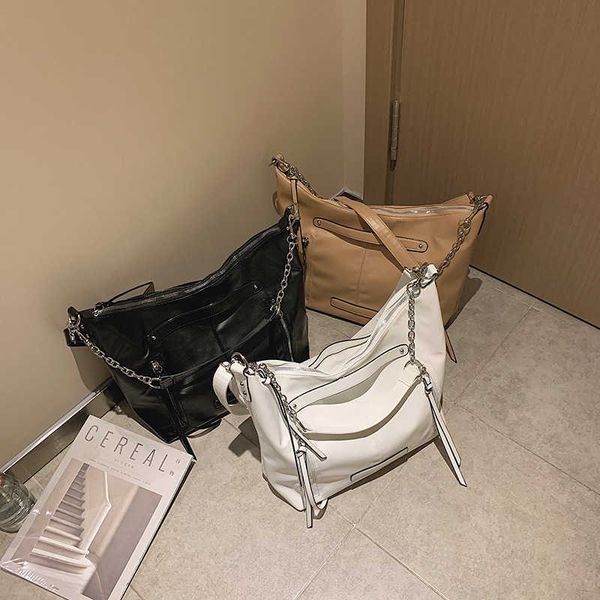 simple large capacity bag fashion leisure one shoulder underarm chain messenger, Silver
simple large capacity bag fashion leisure one shoulder underarm chain messenger, Silver
