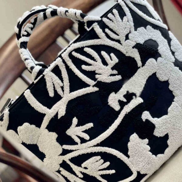 shopping bags totes shoulder bags brand designer embroidered denim p lager capacity canvas bag two-tone pattern nylon handbags 0920
shopping bags totes shoulder bags brand designer embroidered denim p lager capacity canvas bag two-tone pattern nylon handbags 0920