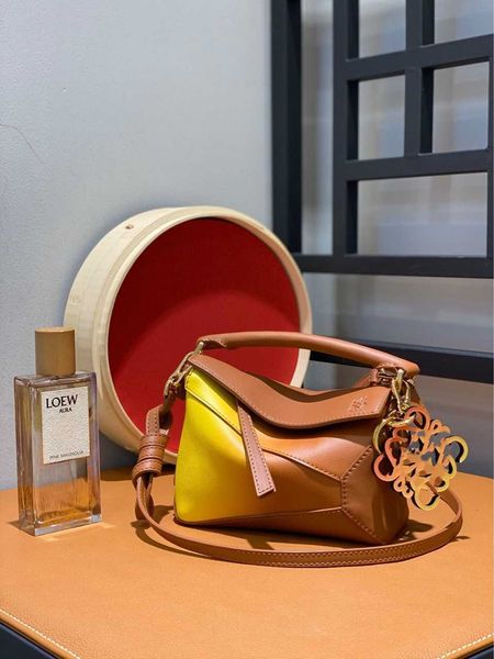 designer brand loew's demal leather puzzles bags loews woman small single shoulder hangbag geometry 24cm n2eu
designer brand loew's demal leather puzzles bags loews woman small single shoulder hangbag geometry 24cm n2eu