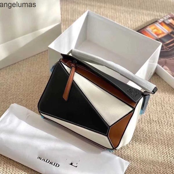 woman leather colors loewss classic medium crossbody puzzles size handbag box single 0nz6
woman leather colors loewss classic medium crossbody puzzles size handbag box single 0nz6