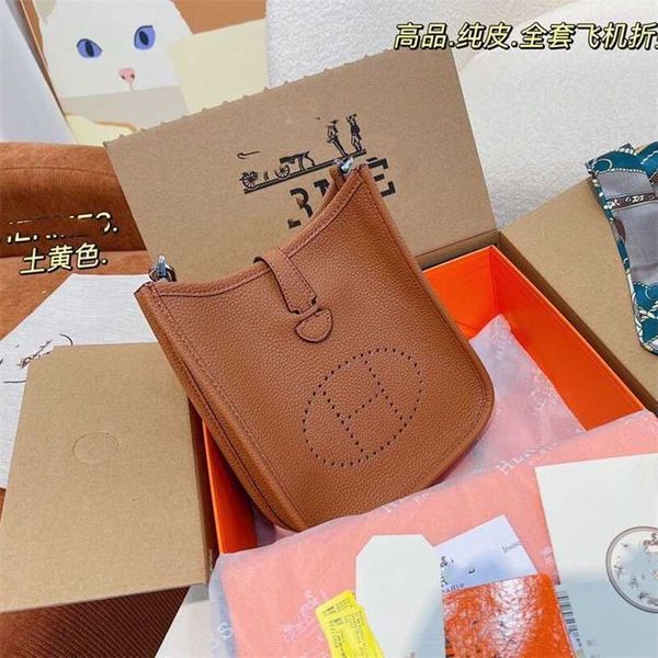 evelyns leather bags shoulder herme bag 2022 mini messenger cross cowhide litchi pattern bucket womens letter mobile phone yz2q 
evelyns leather bags shoulder herme bag 2022 mini messenger cross cowhide litchi pattern bucket womens letter mobile phone yz2q