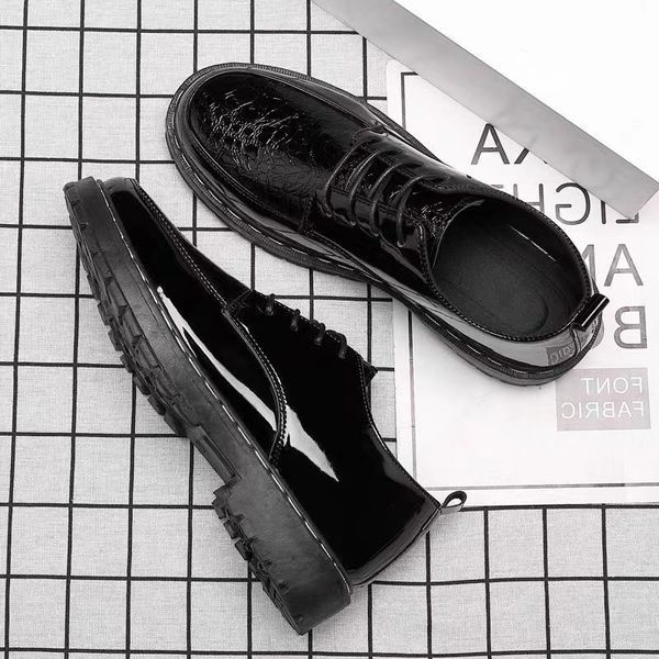 men's shoe increased business leather 5854 shoes korean version trend of non-slip leisure small black shoes work
men's shoe increased business leather 5854 shoes korean version trend of non-slip leisure small black shoes work