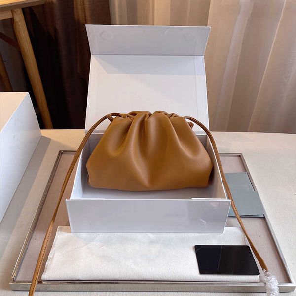 5a cloud bags cross body for women shoulder brand designer real leather wallet mirror quality famous shopping purses 220818
5a cloud bags cross body for women shoulder brand designer real leather wallet mirror quality famous shopping purses 220818
