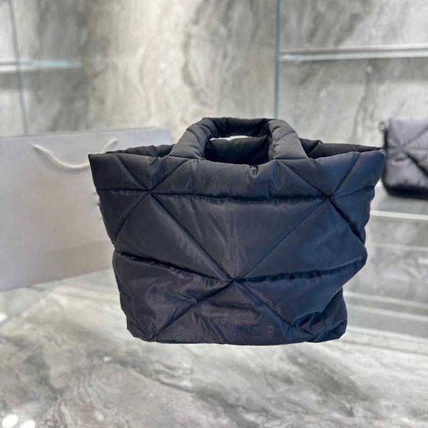 designer luxury women the tote bag fashion versatile handbags shoulder crossbody bags purse telfars totes large capacity saddle wallets 7a 8
designer luxury women the tote bag fashion versatile handbags shoulder crossbody bags purse telfars totes large capacity saddle wallets 7a 8