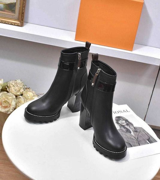 2022 luxurious brand womens boots high heel 9.5cm ankle booties martin winter outdoor size 35-42, Black
2022 luxurious brand womens boots high heel 9.5cm ankle booties martin winter outdoor size 35-42, Black