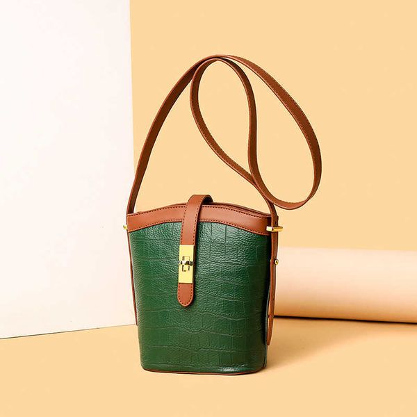 leather bag simple fashion contrast color stone pattern single shoulder messenger bag texture bucket tide, Silver
leather bag simple fashion contrast color stone pattern single shoulder messenger bag texture bucket tide, Silver