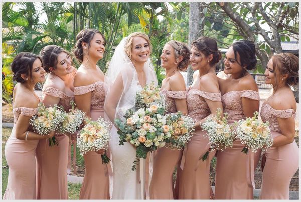 2023 lace chiffon bridesmaid dresses floor length off the shoulder straps custom made mermaid maid of honor gown country wedding wear, White;pink
2023 lace chiffon bridesmaid dresses floor length off the shoulder straps custom made mermaid maid of honor gown country wedding wear, White;pink
